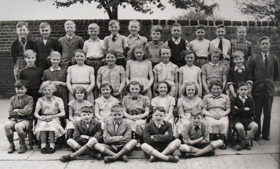 lanehead school class 1955.JPG